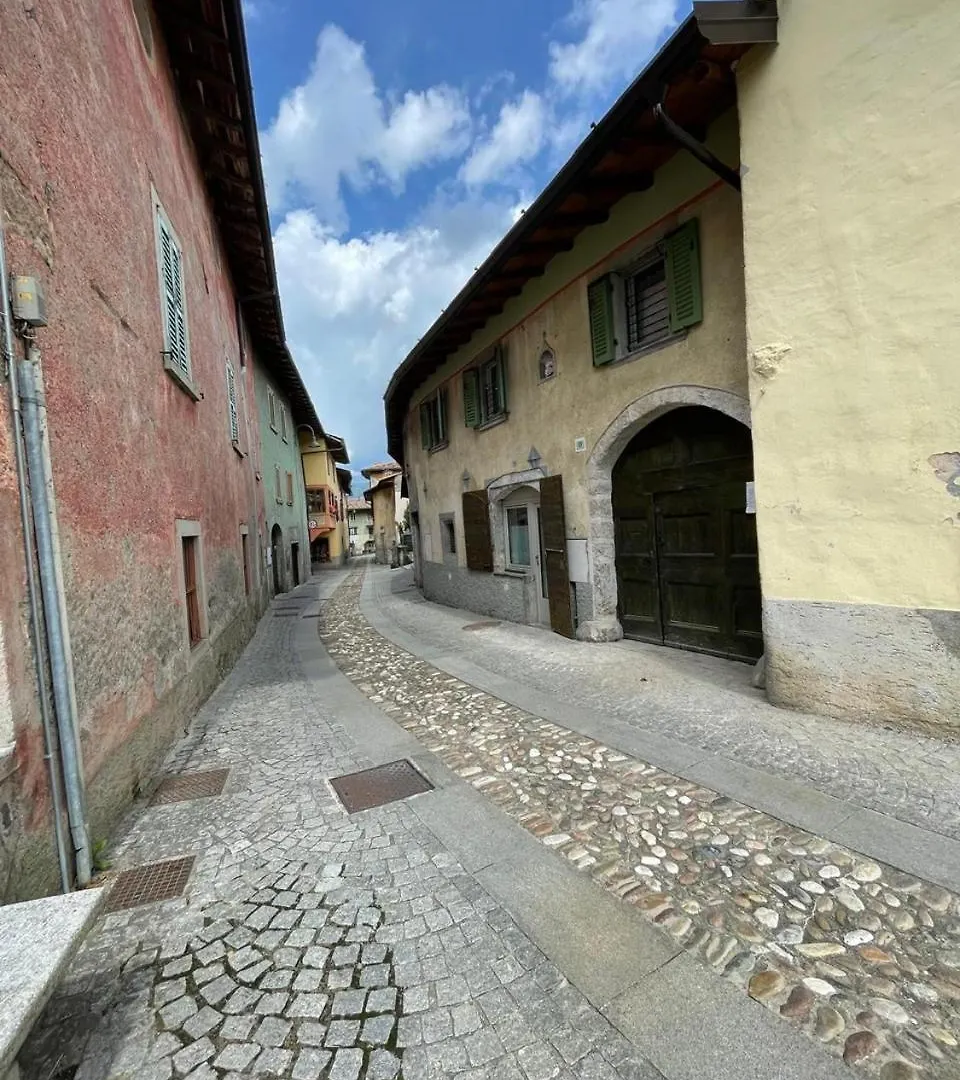 La Dimora Di Rosa E Amelia Apartment Songavazzo 0*,